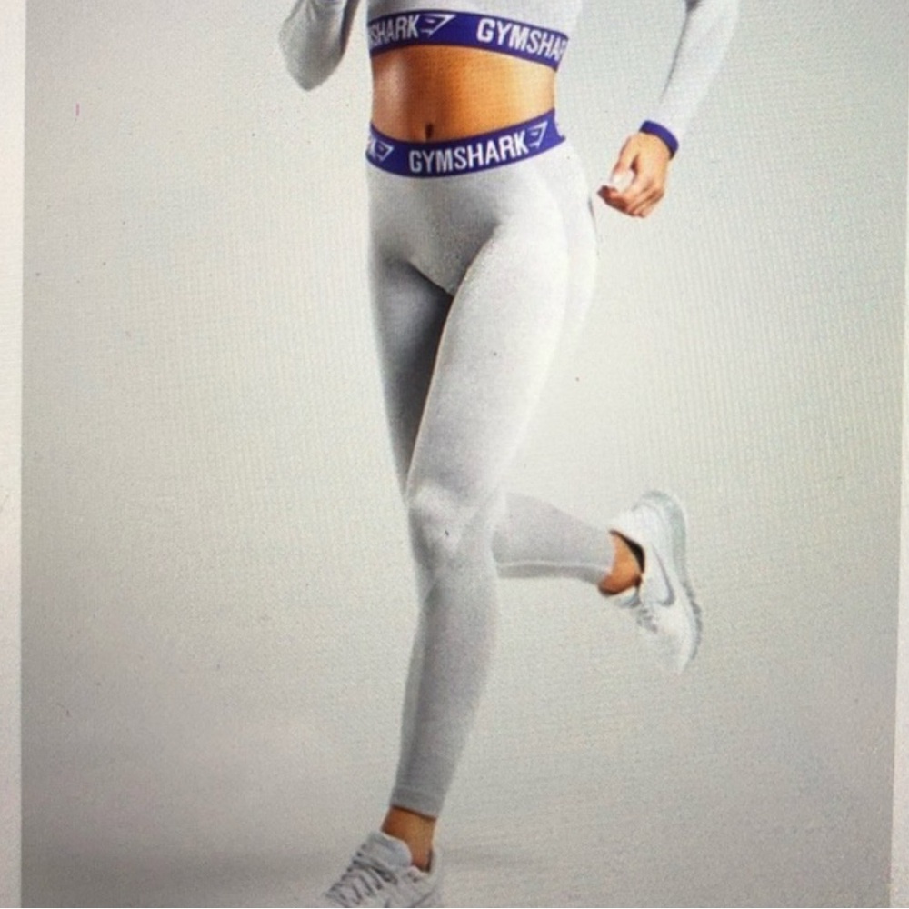 Gymshark grey leggings with purple Waistband 0024